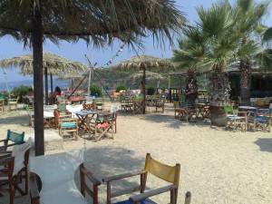 Beachbar für Cocktails auf Sithonia